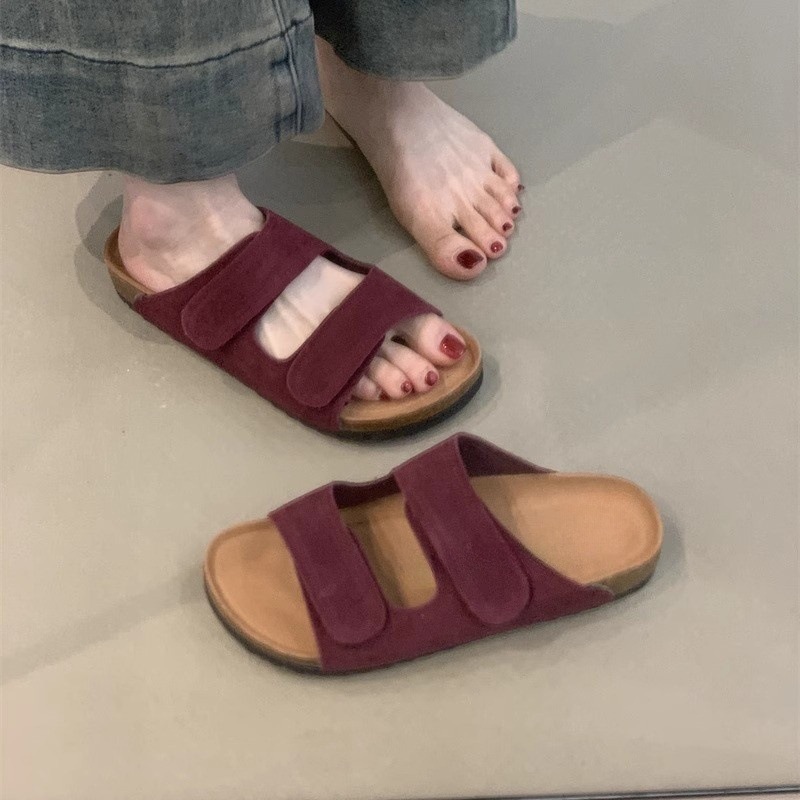 Boken slippers for women's outdoor wear in summer 2025, new styles for Sen women, retro, ugly, cute, Velcro, one word casual cool slippers