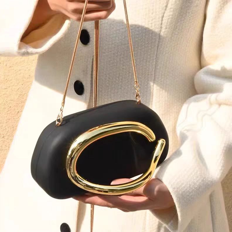 Cross border women's bag 2025 new jade shaped shell acrylic bag fashion dinner handbag crossbody bag