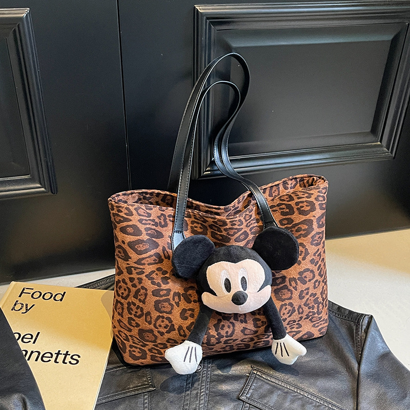 Autumn and Winter Ins Cute Tote Bag 2024 New Fashion Leopard Pattern Large Capacity Backpack Single Shoulder Slant Cross Bag