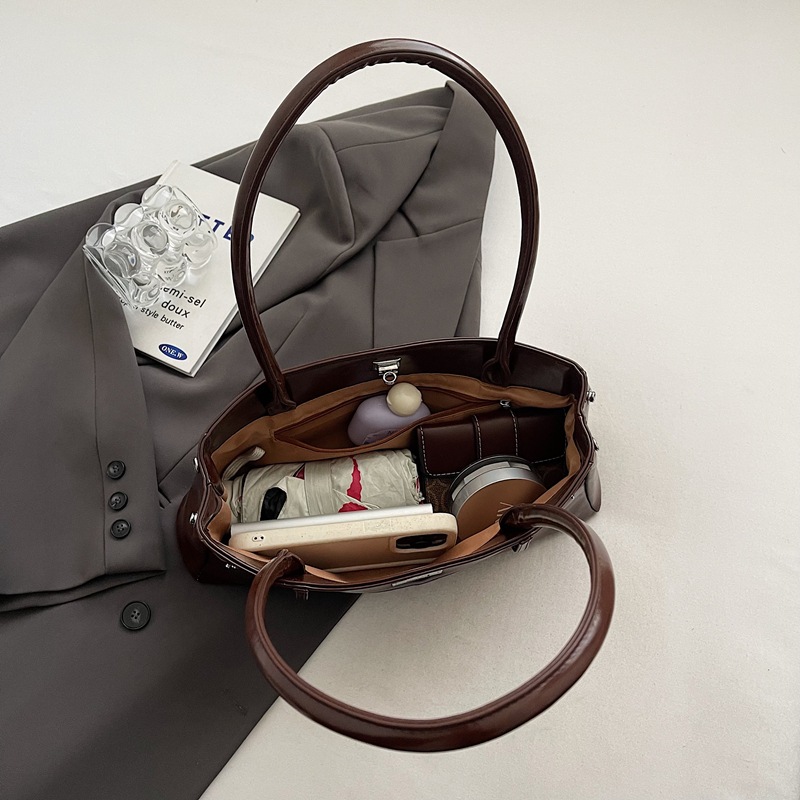 Retro Versatile 2025 New Handheld Women's Bag, Single Shoulder Underarm Bag, Foreign Trade Trend, Simplicity, Luxury, and Niche Platinum Bag
