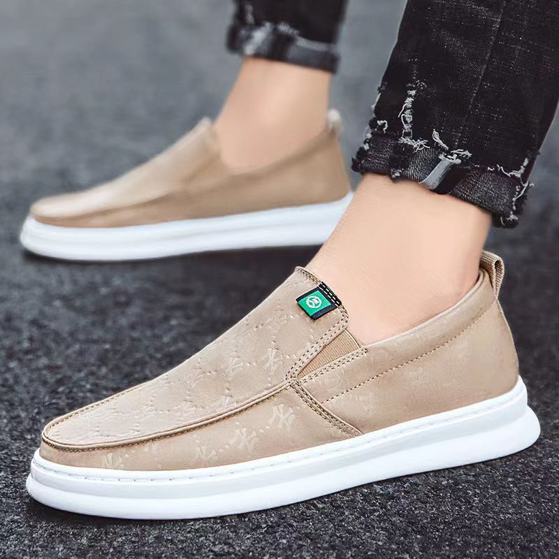 Cross border men's shoes 2022 new men's cloth shoes breathable board shoes, foot pedaling thin bean shoes men's casual canvas shoes
