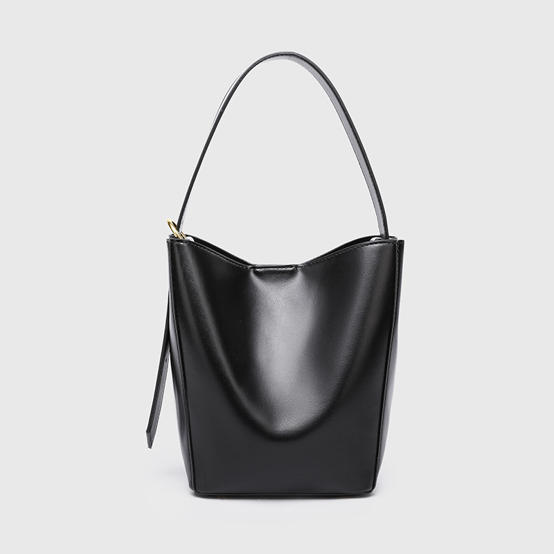Cross border water bucket mother bag, women's 2025 new bag, large capacity diagonal cross bag, fashionable wine red popular handbag