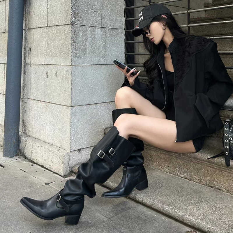 Korean version of large walled pile boots, women's thick boots can't keep up with knee boots, 2024 autumn edition belt buckle western boots fashion boots
