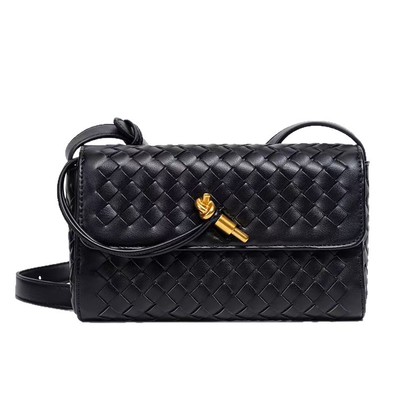 Cross border new niche woven women's bag, one shoulder hand-held bag, fashionable and simple diagonal cross bag, trendy retro small square bag for women