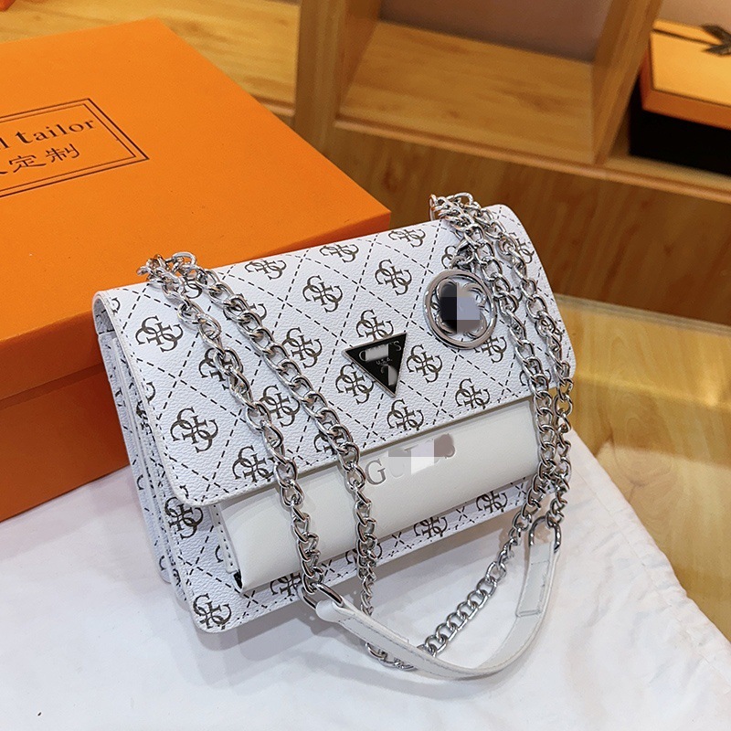 2025 new single shoulder diagonal chain small square bag letter foreign trade cross-border trendy women's bag ins splicing contrasting color bag