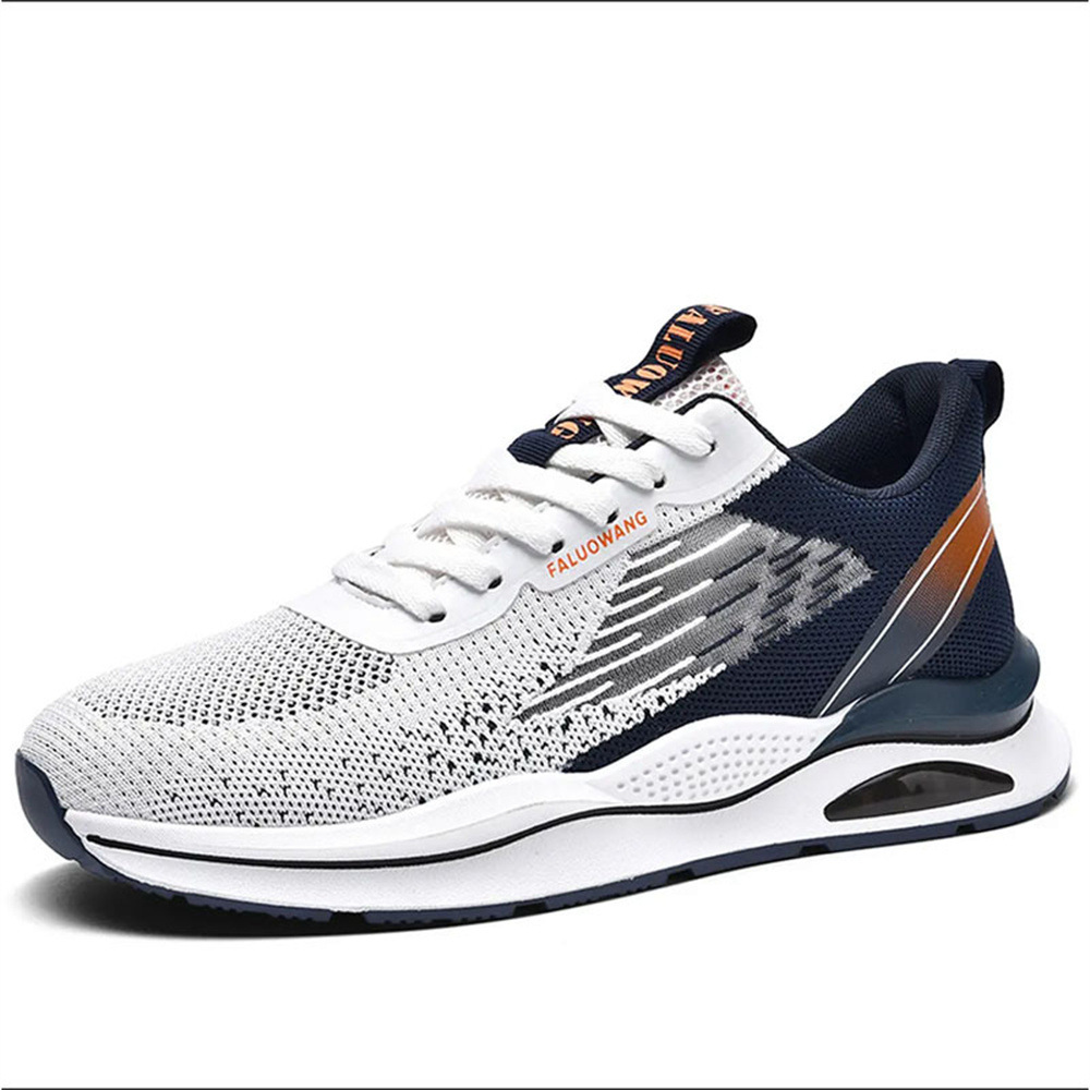 2024 Spring New Mesh Shoes Flyknit Breathable Sports and Leisure Trendy Shoes for Men Cross border Foreign Trade Large Men's Shoes