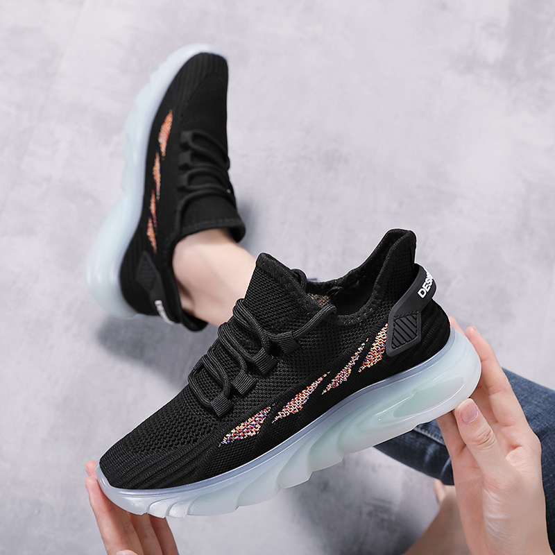 Cross border women's shoes, new flying woven running shoes, student casual shoes, trendy shoes, foreign trade thick soled flying woven sports women's shoes wholesale