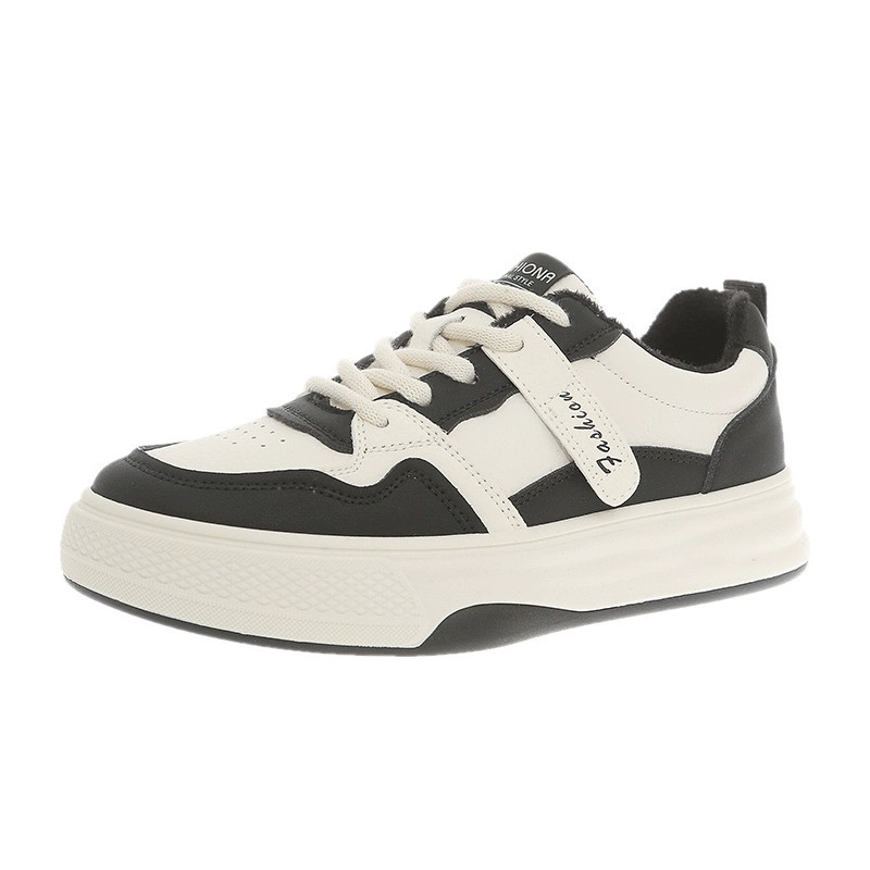 College style casual white shoes for women in autumn 2024, new lace up flat bottomed board shoes, Instagram trendy and fashionable sports women's shoes