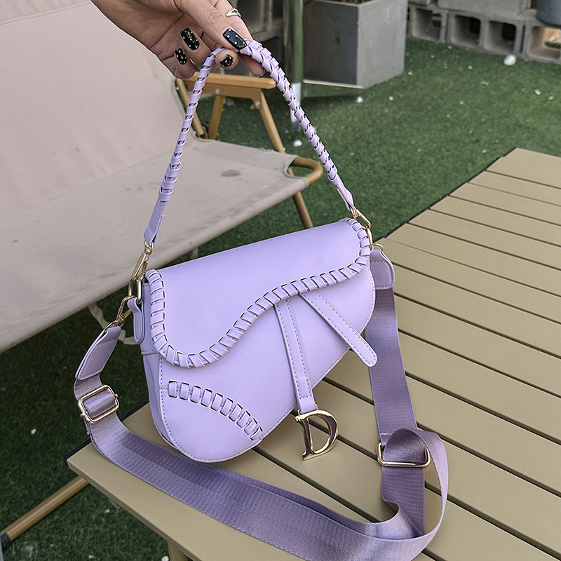 2023 New Handbag Women's Single Shoulder Handmade Saddle Bag Underarm Cross Shoulder Factory Goods Wholesale Large Capacity Cross border Trendy Pair