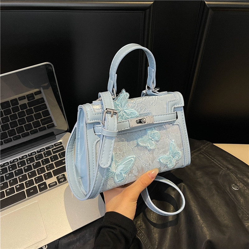 Advanced texture bag for women in spring 2025, new trendy and versatile hand-held small square bag, niche single shoulder crossbody bag
