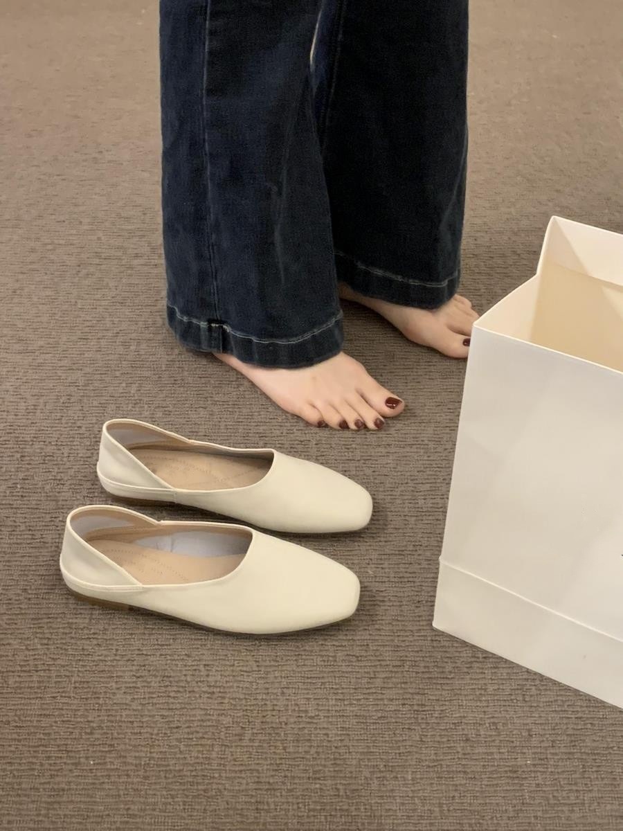 Trendy Soft Leather and Soft Bottom Grandma Shoes for Women 2025 Summer Edition Retro Artistic One Step Shoes for Women, Flat Bean Shoes