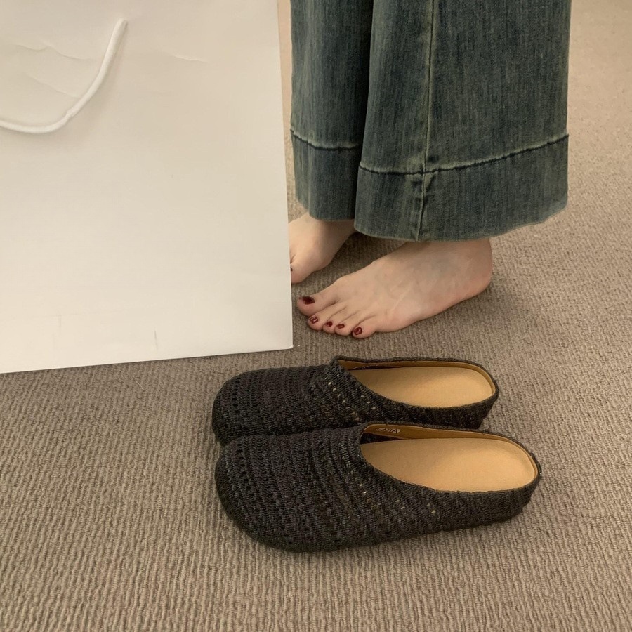 French style niche handmade woven hollow breathable toe half slippers for women wearing Roman style thick soled M ü ller shoes outside