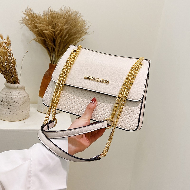 2024 New Fashion Single Shoulder Lychee Pattern Small Square Bag Chain Strap Cross Shoulder Factory Goods Wholesale Large Capacity Cross border Bag Women's Trend