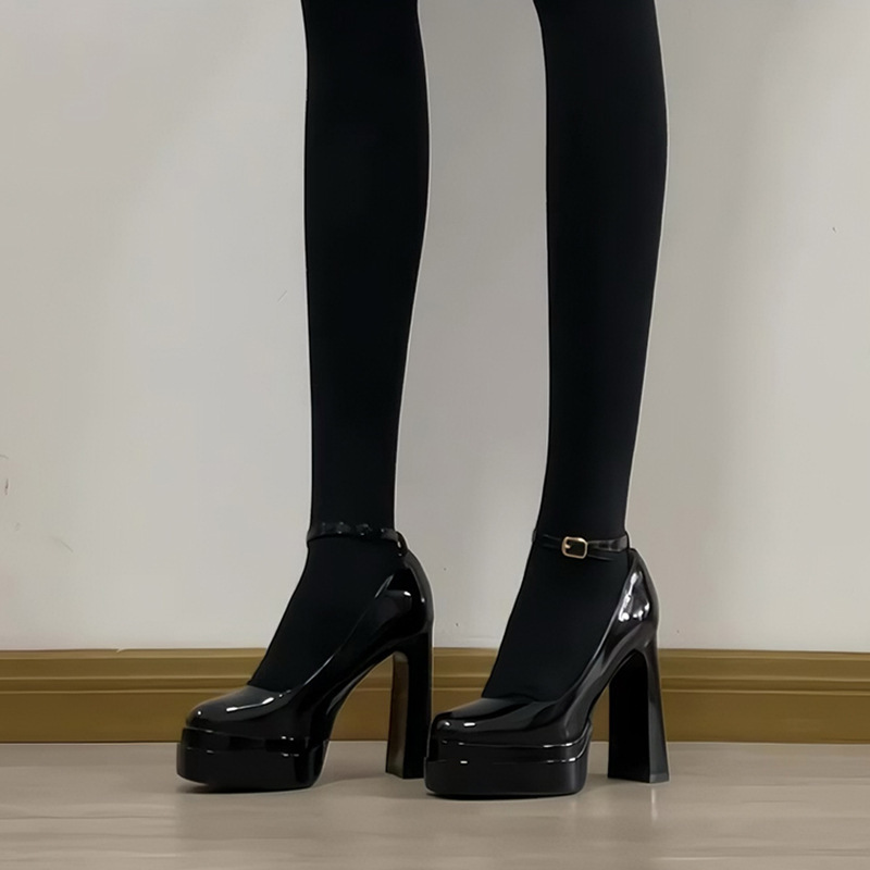 Hot Girl Waterproof Platform One Button High Heels Women's Spring 2025 New Style Shallow Mouth Thick Heels Mary Jane Single Shoes