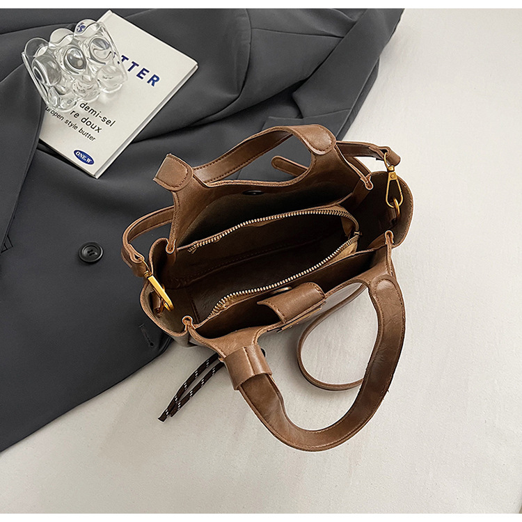 Nanfeng Foreign Trade Cross border Mocha Party Tote Bag for Women 2024 New Handbag Commuter Single Shoulder Crossbody Bag