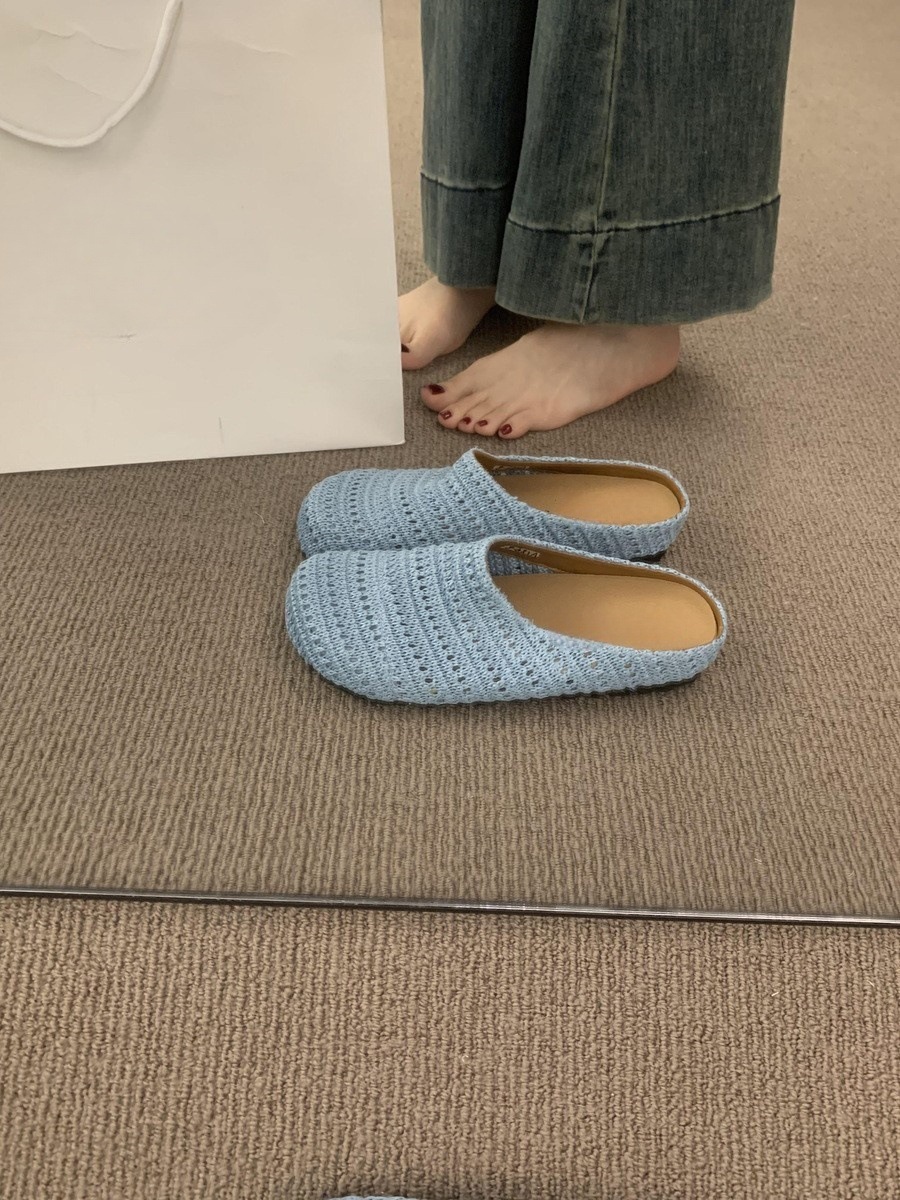 French style niche handmade woven hollow breathable toe half slippers for women wearing Roman style thick soled M ü ller shoes outside