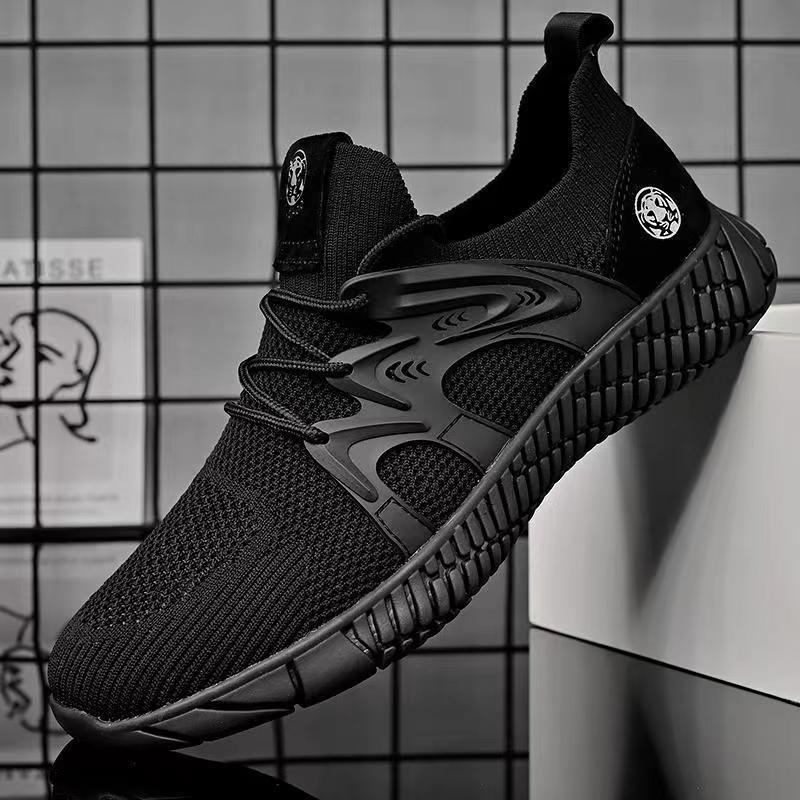 Cross border men's shoes 2024 new spring and summer breathable mesh soft sole casual sports outdoor one foot mesh shoes for men