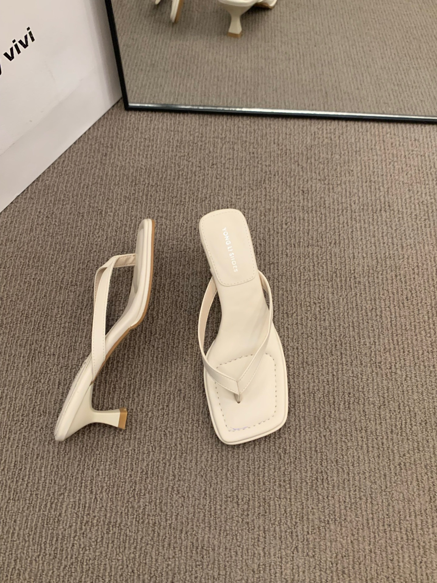 French sandals, flip flops, fairy shoes for summer wear, 2024 new minimalist toe high-heeled sandals