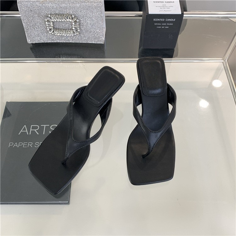 Summer new French high-heeled cat heel flip flops paired with skirts and sandals for women, slim heeled beach shoes