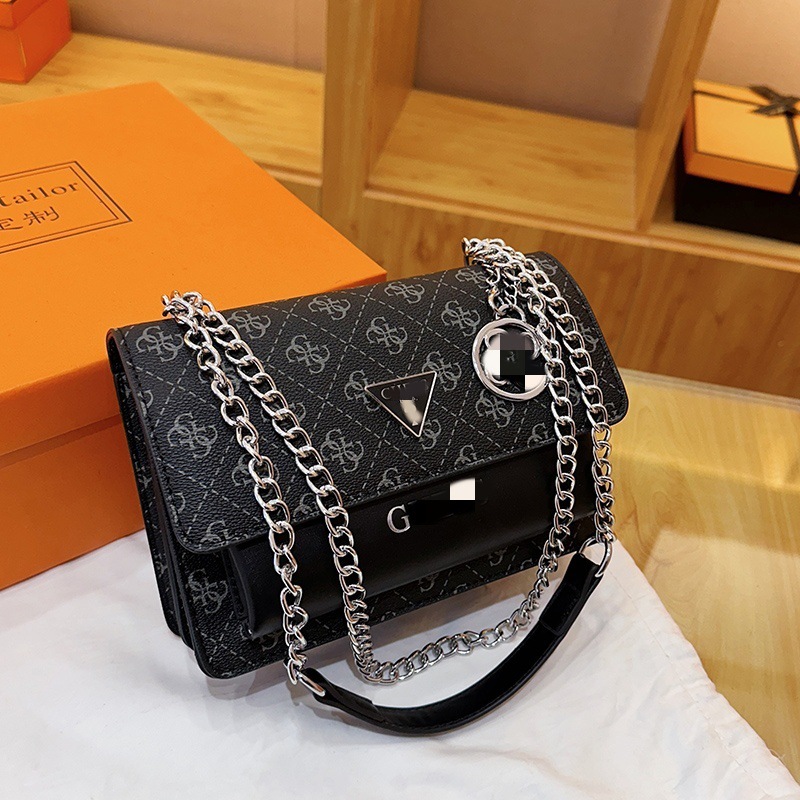 2025 new single shoulder diagonal chain small square bag letter foreign trade cross-border trendy women's bag ins splicing contrasting color bag