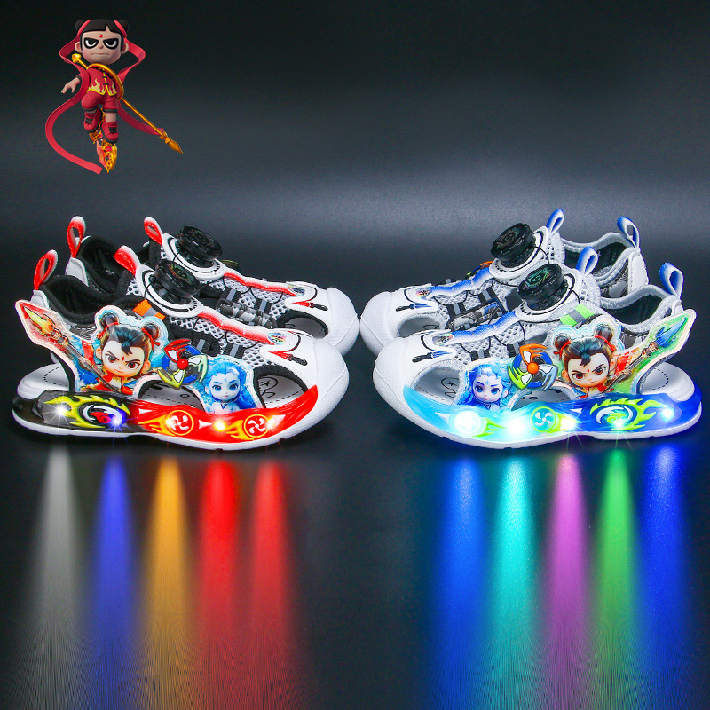 Nezha Children's Headline Sandals with Light 2025 Summer New Style Children's Beach Shoes Small and Medium Boys' Baby Sandals