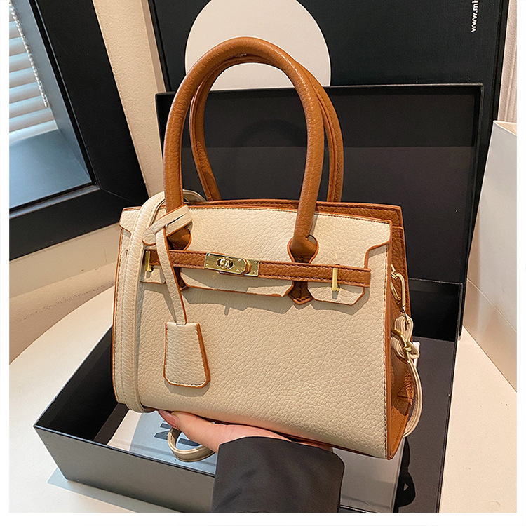 Women's 2024 Autumn/Winter New Trendy European and American Simple Solid Color Shoulder Bag Fashion Style Lychee Pattern Handbag Trendy