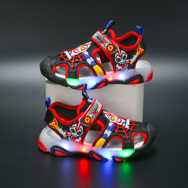 Children's sandals 2022 summer new anti kick with light toe cap sandals boys' shoes primary and secondary school students' sandals