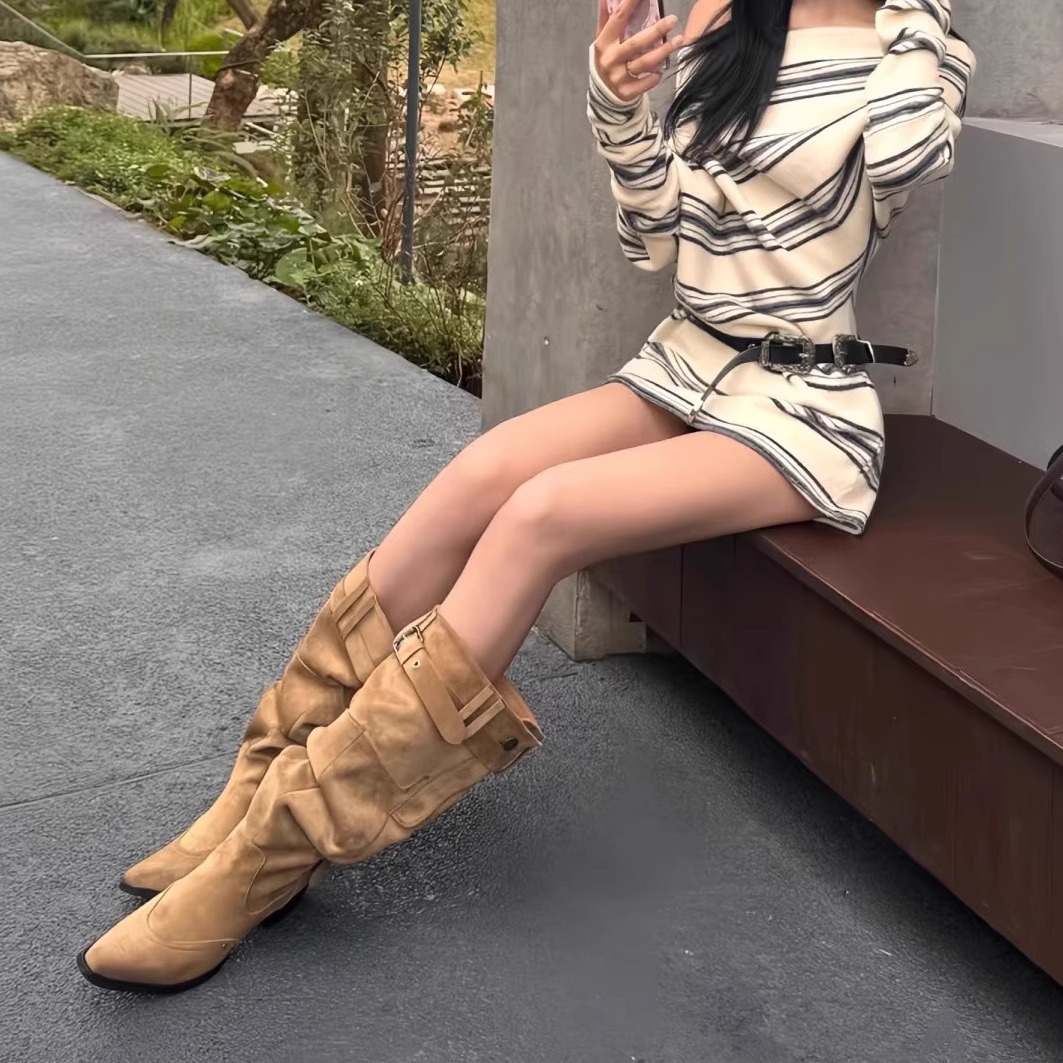 Big walled long tube boots for women, not over the knee, 2025 spring and summer new style, thick heel, slimming, pointed belt buckle, wrinkled pile boots