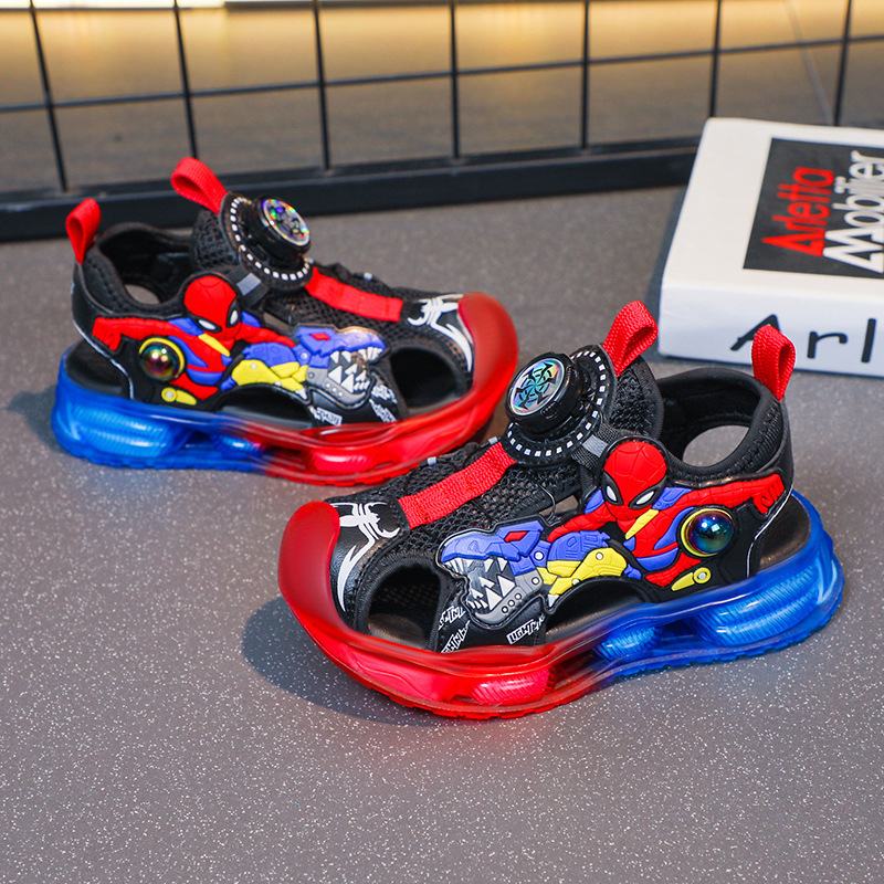 Spider Man Children's Sports Sandals 2023 Summer Edition Rotating Buckle Boys' Shoes Middle and Large Children's Anti Kick Baotou Sandals