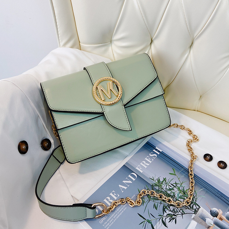 2024 New Fashion Single Shoulder Letter Small Square Bag Chain Strap Cross Shoulder Factory Goods Wholesale Large Capacity Cross border Bag Women's Trendy Pair