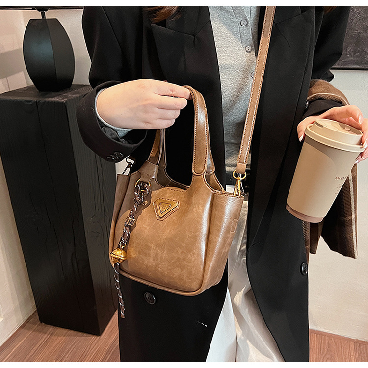 Nanfeng Foreign Trade Cross border Mocha Party Tote Bag for Women 2024 New Handbag Commuter Single Shoulder Crossbody Bag