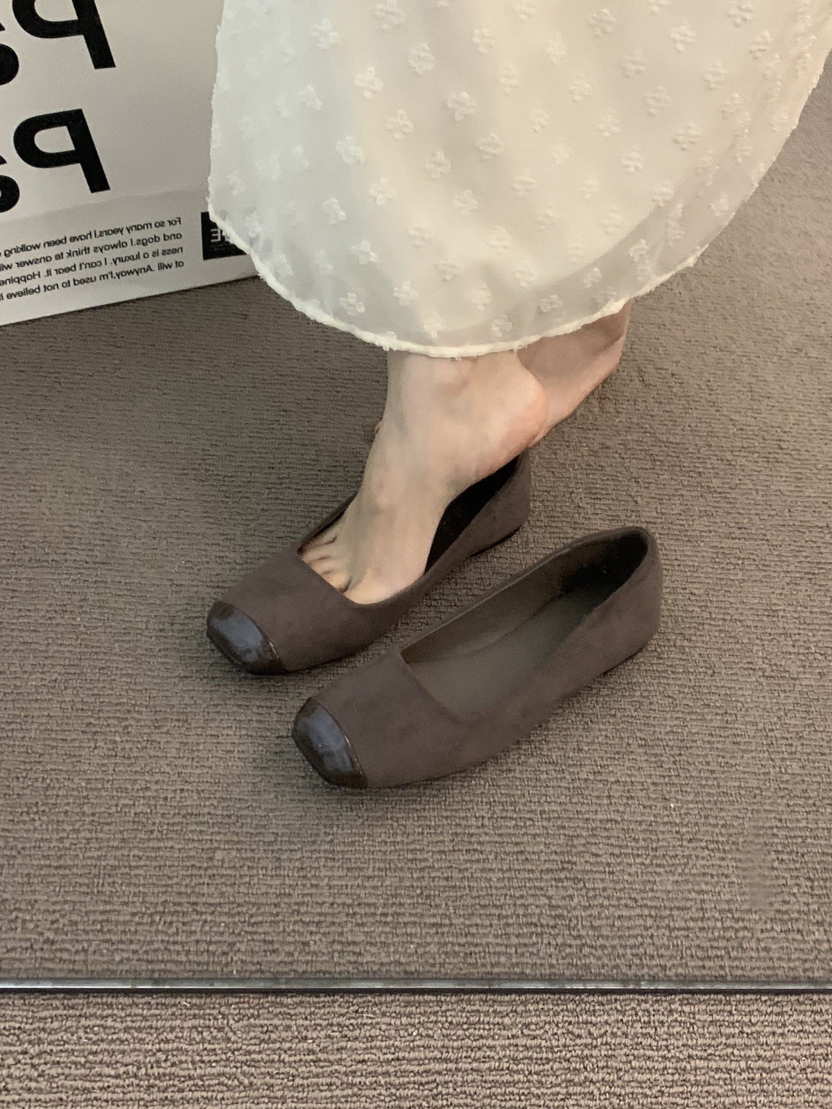 Flat bottomed French temperament Apricot single shoes Fairy women's shoes Spring and Autumn 2024 new summer gentle small fragrant style Evening grandma shoes