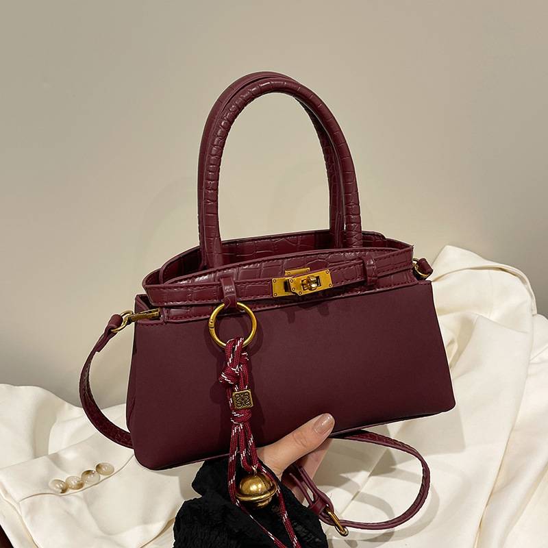 2024 Autumn New Fashion Kelly Bag Retro Splicing Crossbody Bag Fashion Handbag Women's Bag Foreign Trade Cross border Trendy Match