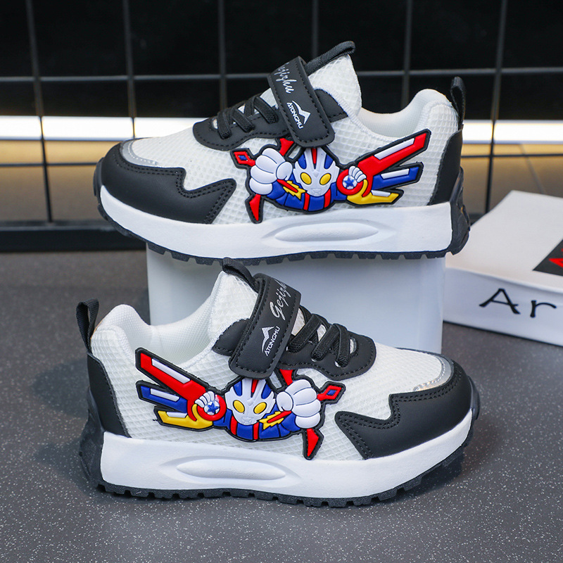 Children's sports shoes for spring and summer 2025, new style for boys' board shoes, breathable mesh surface, running shoes for middle and large children, boys and elementary school students