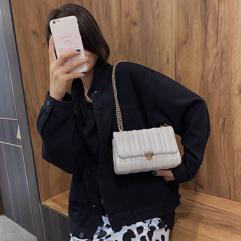 Z Women's Bag 2025 New Fashion Chain Small Square Bag Light beige Quilted Seam Mini Single Shoulder Diagonal Cross Women's Bag