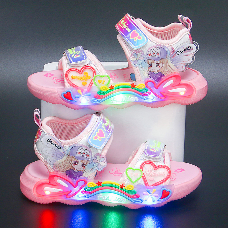 2023 New Internet Celebrity Fashion Children's Sandals with Lights for Girls, Anti slip Soft Bottom, Middle and Small Children's Princess Beach Shoes