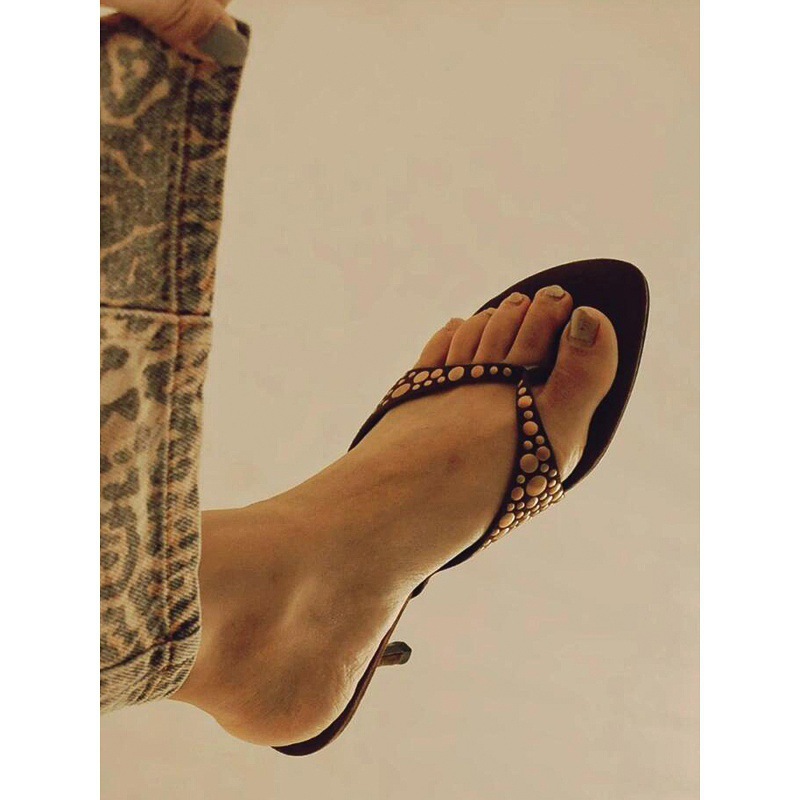 2025 new high-end European and American style rivet toe sandals with suede herringbone high-heeled slippers for women's summer wear