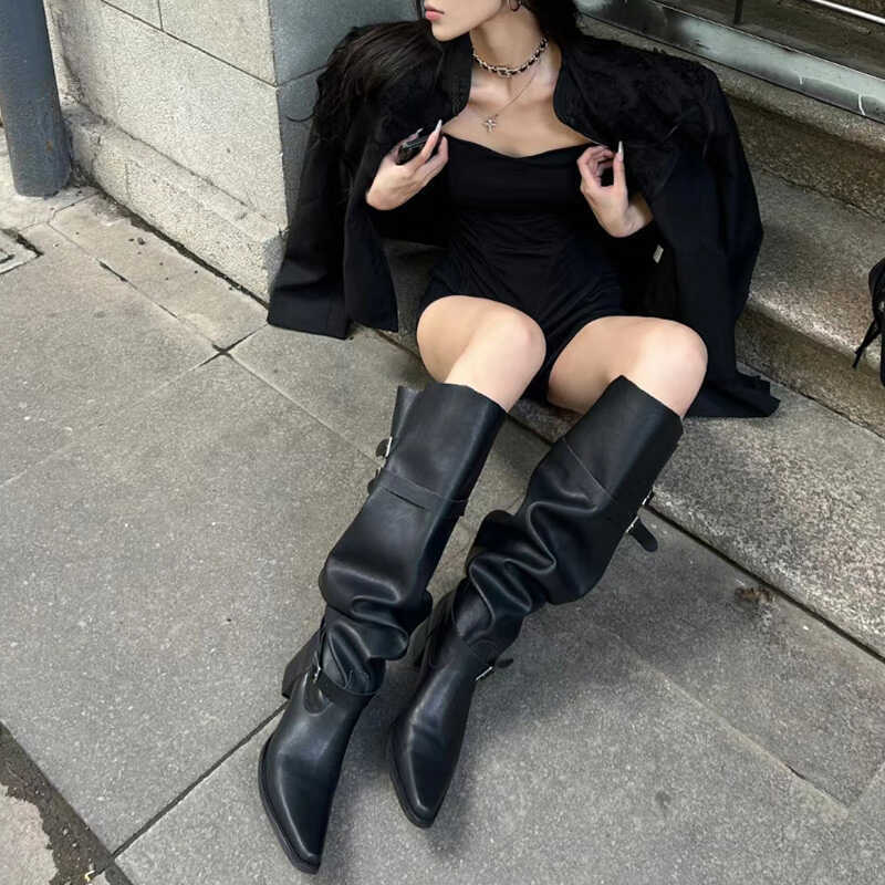 Korean version of large walled pile boots, women's thick boots can't keep up with knee boots, 2024 autumn edition belt buckle western boots fashion boots