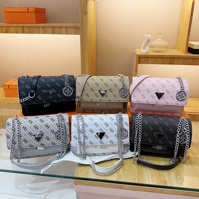 2025 new single shoulder diagonal chain small square bag letter foreign trade cross-border trendy women's bag ins splicing contrasting color bag