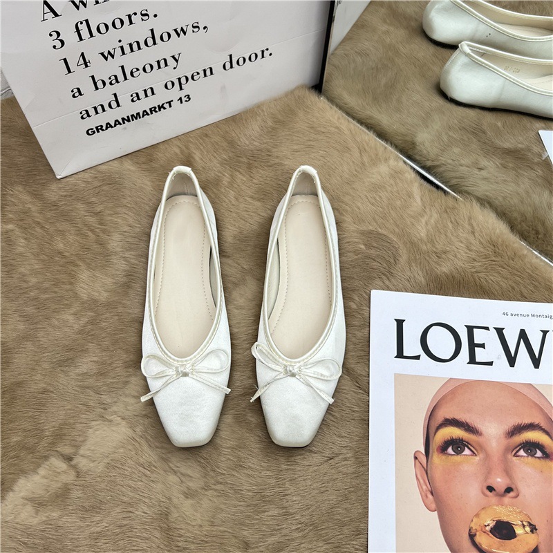 Niche Design French Gentle Bow Square Head Flat Single Shoes for Women 2024 Spring New Silk Bean Scoop Shoes