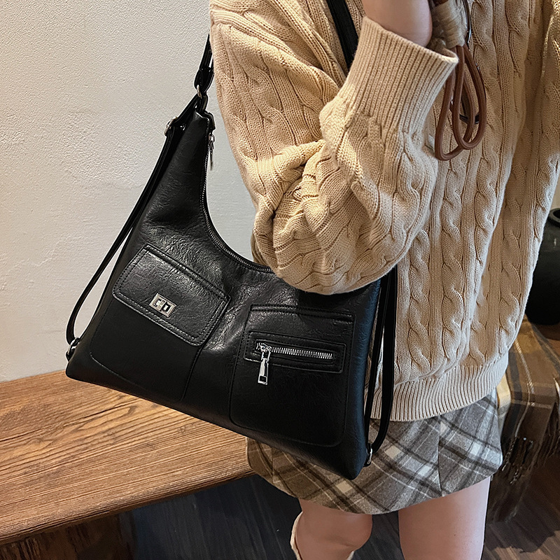 This year's popular bags are women's high-capacity 2024 new spring/summer versatile high-end texture shoulder bags, commuting tote bags