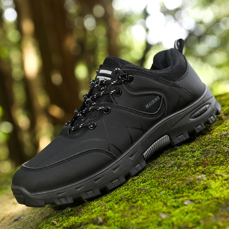 Climbing shoes, cotton shoes, low cut leather surface, warm and oversized cross-border outdoor hiking and off-road shoes, single shoe