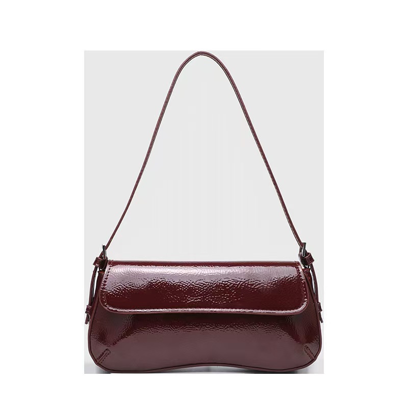 Cross border new Spanish women's bag flip shoulder bag commuting fashion versatile simple armpit bag patent leather handbag