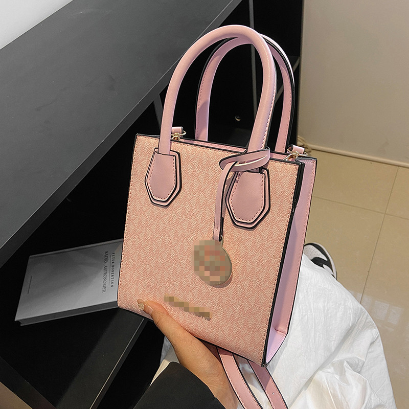 Handbag, women's vertical small square bag, large capacity 2025 vintage single shoulder crossbody, cross-border factory goods, fashionable and trendy bag
