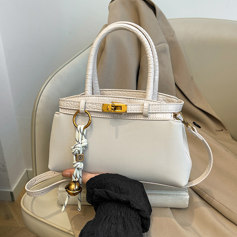 2024 Autumn New Fashion Kelly Bag Retro Splicing Crossbody Bag Fashion Handbag Women's Bag Foreign Trade Cross border Trendy Match