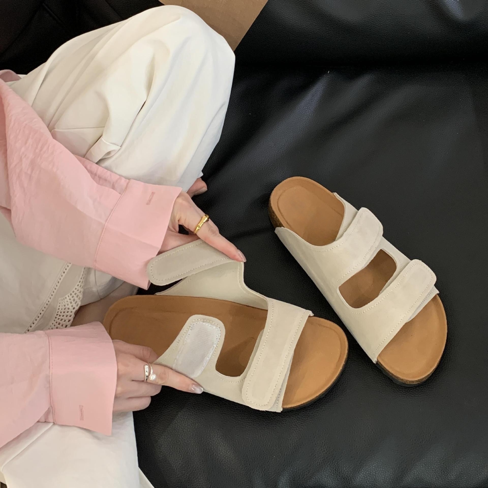 Velcro Boken shoes thick soled slippers for women's summer outdoor wear soft soled 2025 flat bottomed Boken ugly cute cool slippers trendy