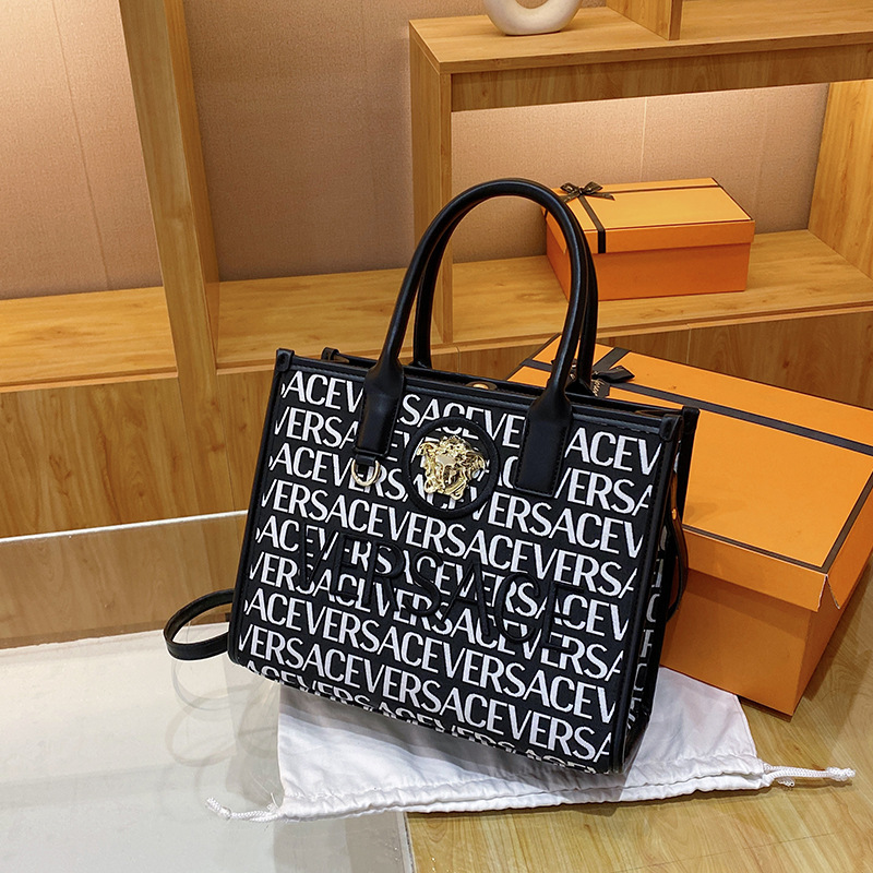 2023 Autumn/Winter New Women's Bag Light Luxury Handheld Letter Shoulder Cross Shoulder Tote Shopping Bag Factory Goods Foreign Trade Cross border