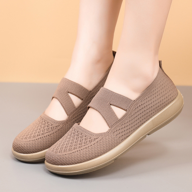 Mom's shoes, summer old Beijing cloth shoes, women's shoes, soft sole, middle-aged and elderly, fly woven mesh surface, breathable walking shoes, cross-border walking shoes