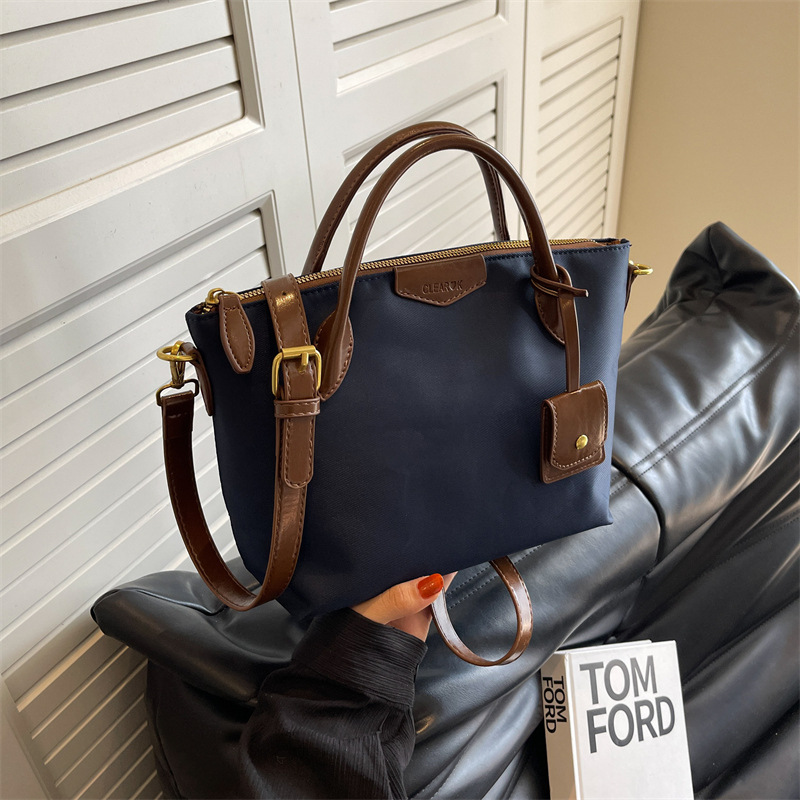 Lightweight Dumpling Bun Women's Autumn/Winter New Large Capacity High end Nylon Oxford Cloth Versatile Single Shoulder Cross Shoulder Handbag