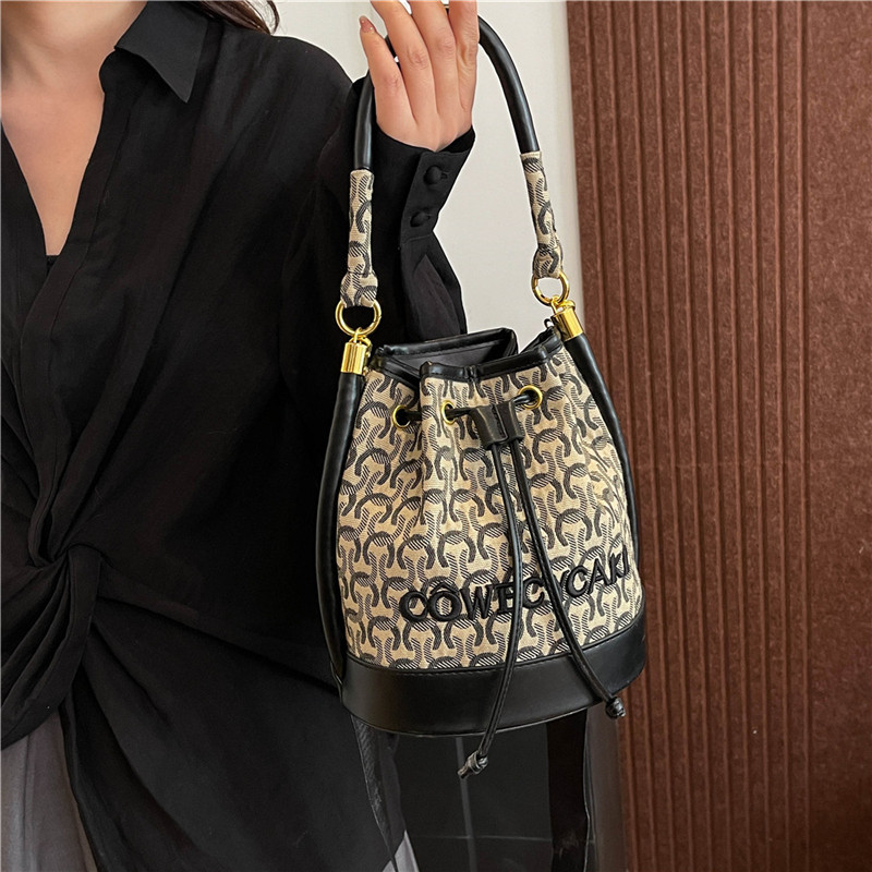 2025 New Fashionable Mix and Match Color Drawstring Bucket Bag Handheld Single Shoulder Cross Shoulder Trendy Women's Bag Cross border Foreign Trade
